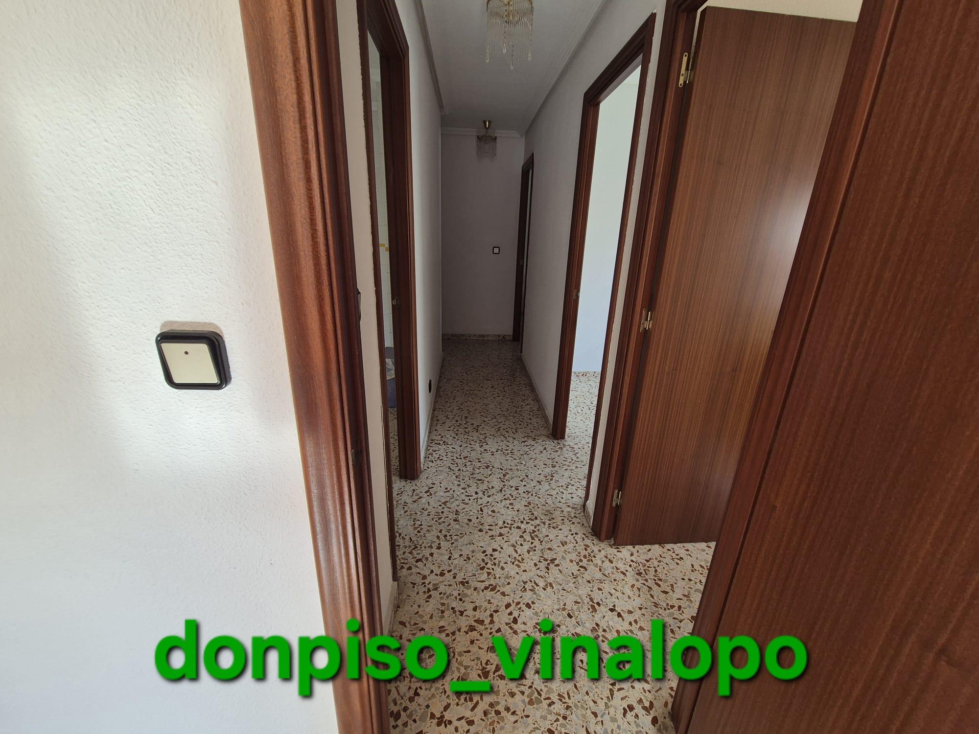 Imagen 14 Apartamento en venta en Elda / Piso 3º con ascensor, esquinero, junto Avda. de Ronda