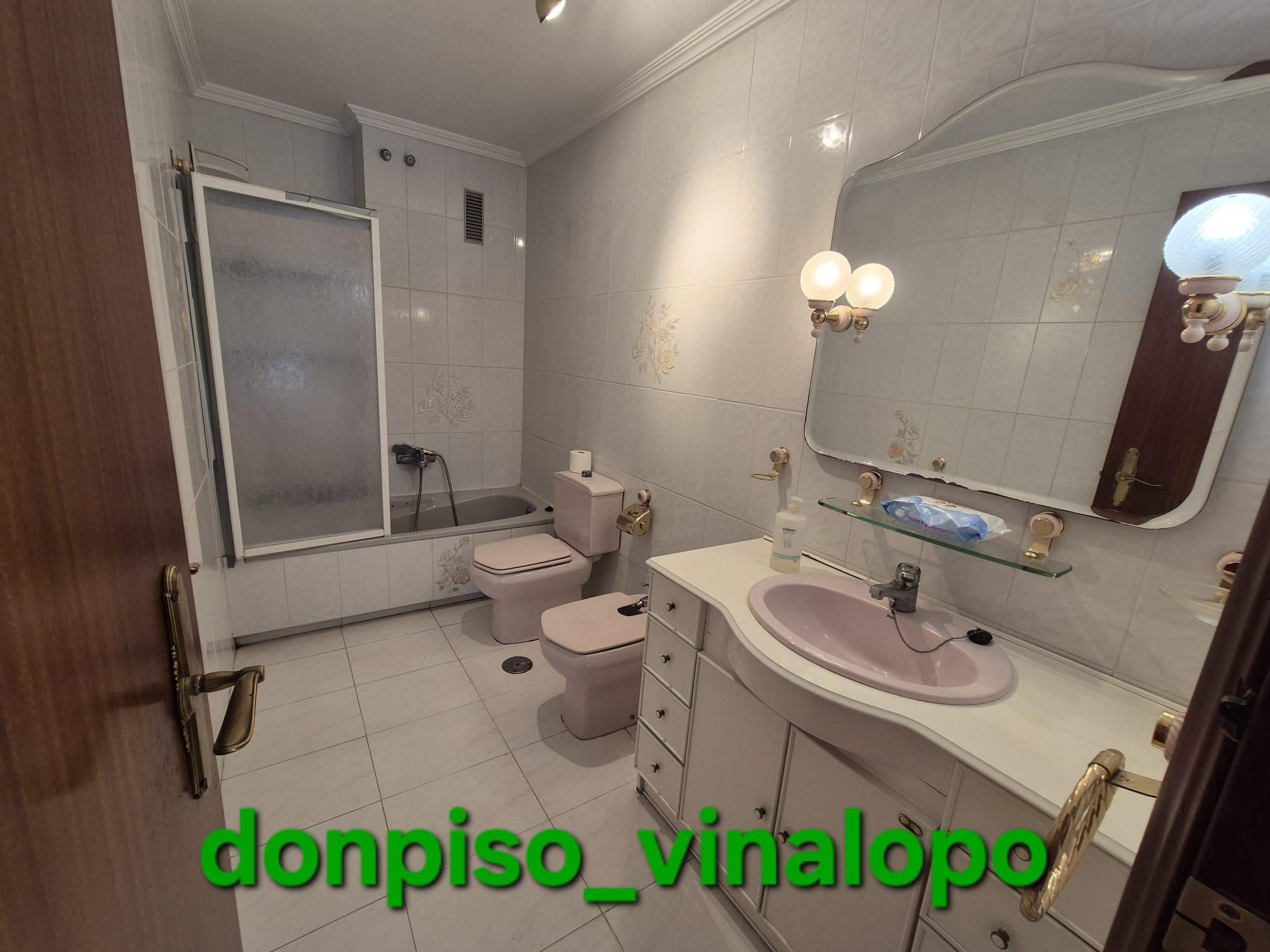 Imagen 17 Apartamento en venta en Elda / Piso 3º con ascensor, esquinero, junto Avda. de Ronda