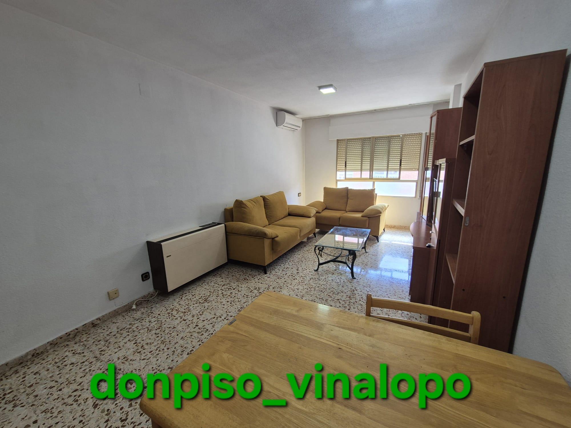 Imagen 3 Apartamento en venta en Elda / Piso 3º con ascensor, esquinero, junto Avda. de Ronda