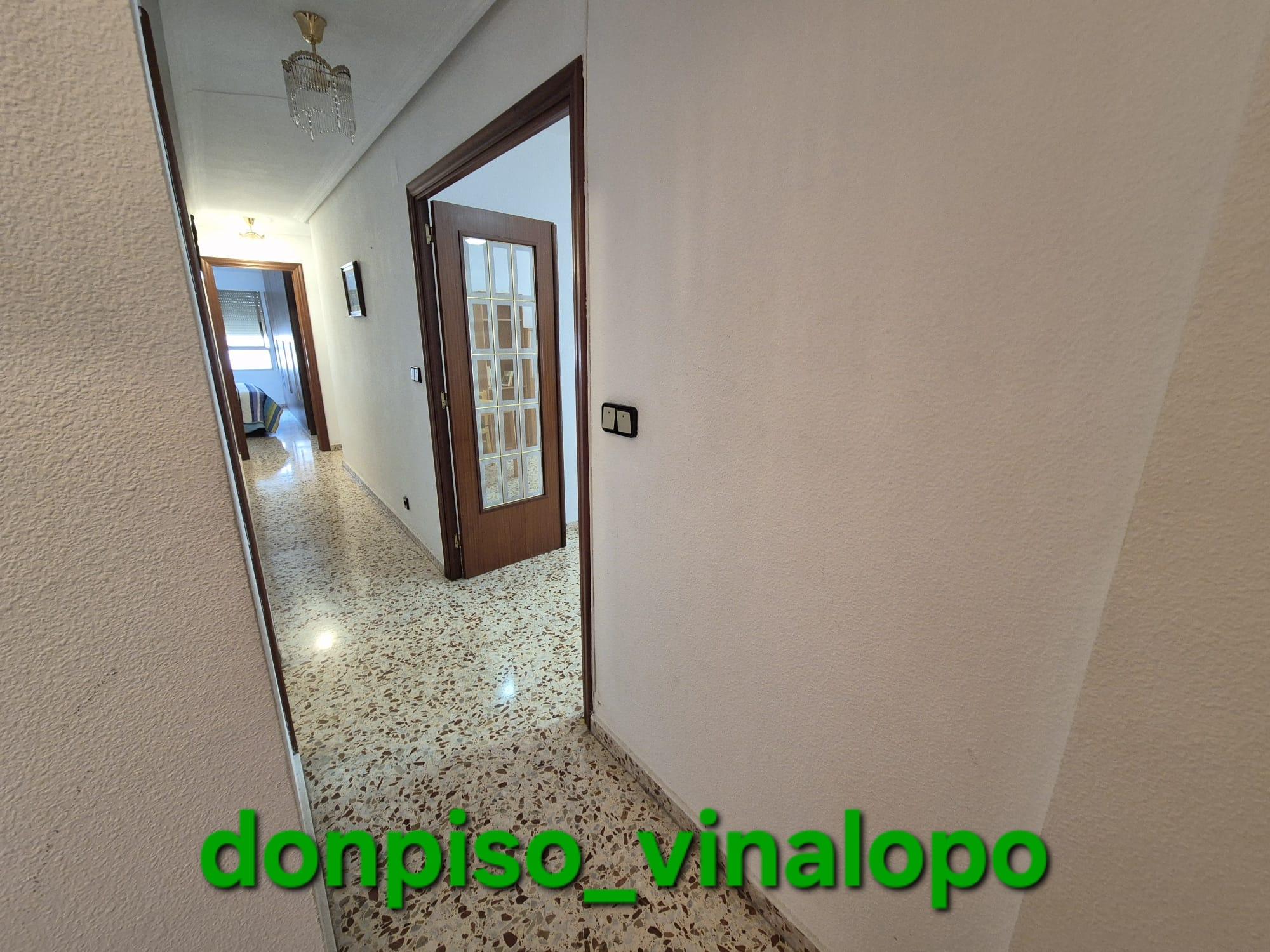 Imagen 5 Apartamento en venta en Elda / Piso 3º con ascensor, esquinero, junto Avda. de Ronda