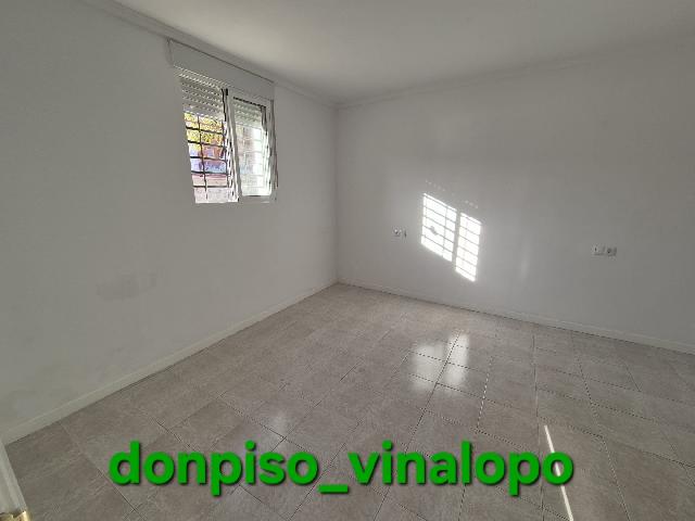 Imagen 16 Inmueble 305635 - Casa Adosada en venta en Petrer / Casa adosada reformada junto Avenida Reina Sofía
