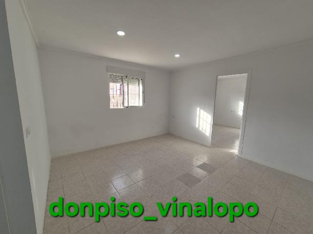 Imagen 14 Inmueble 305635 - Casa Adosada en venta en Petrer / Casa adosada reformada junto Avenida Reina Sofía