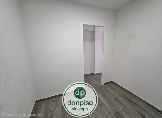 Imagen 10 Inmueble 306037 - Apartamento en venta en Elda / Entresuelo zona El Huerto- Novo Hamburgo