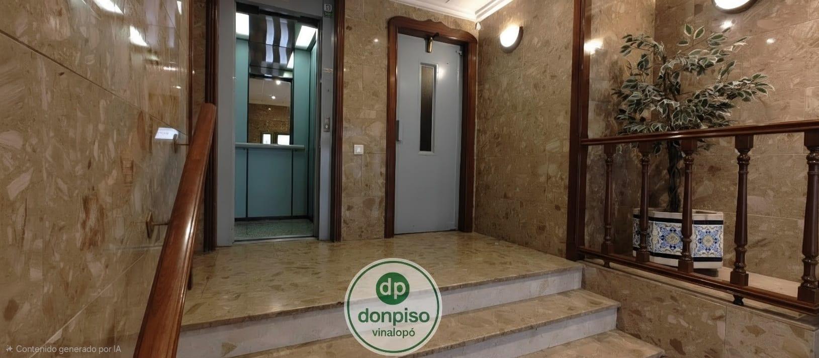 Imagen 20 Apartamento en venta en Elda / Piso 5º con ascensor, zona Centro- Pza. Zapatero