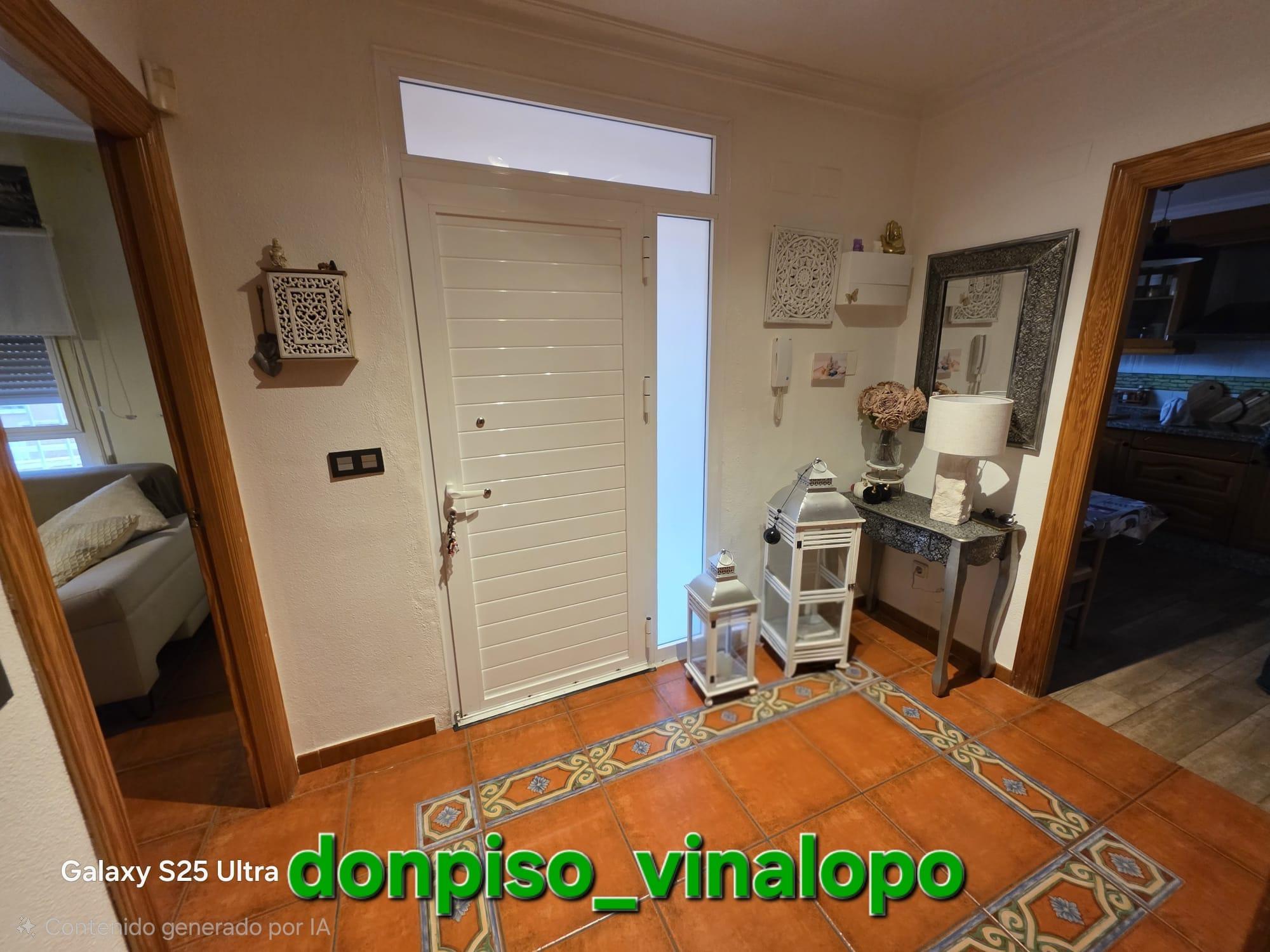 Imagen 4 Casa Adosada en venta en Elda / Adosado para entrar a vivir, zona Sagrada Familia