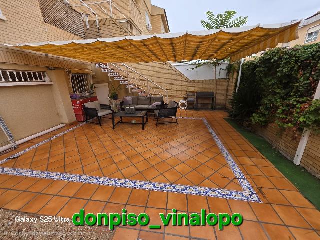 Imagen 2 Inmueble 306487 - Casa Adosada en venta en Elda / Adosado para entrar a vivir, zona Sagrada Familia