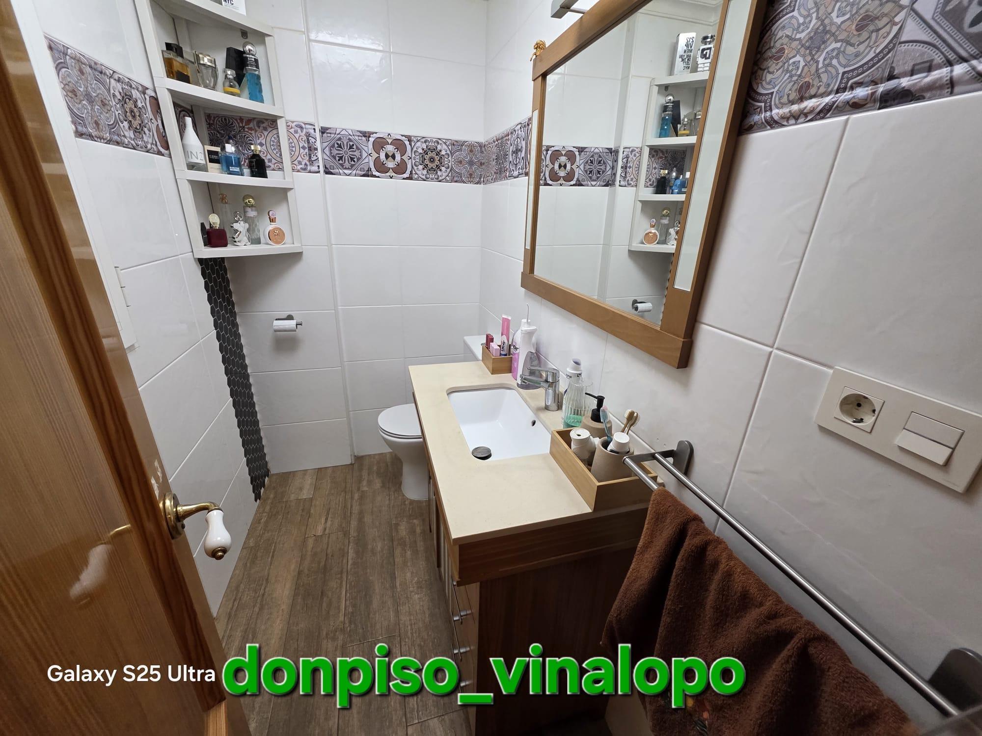 Imagen 12 Casa Adosada en venta en Elda / Adosado para entrar a vivir, zona Sagrada Familia