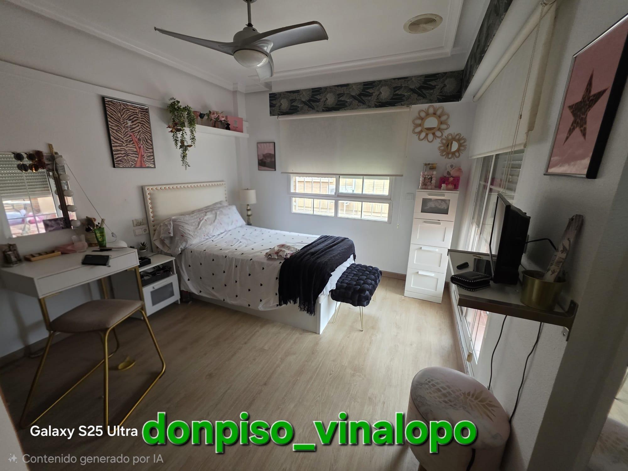 Imagen 20 Casa Adosada en venta en Elda / Adosado para entrar a vivir, zona Sagrada Familia