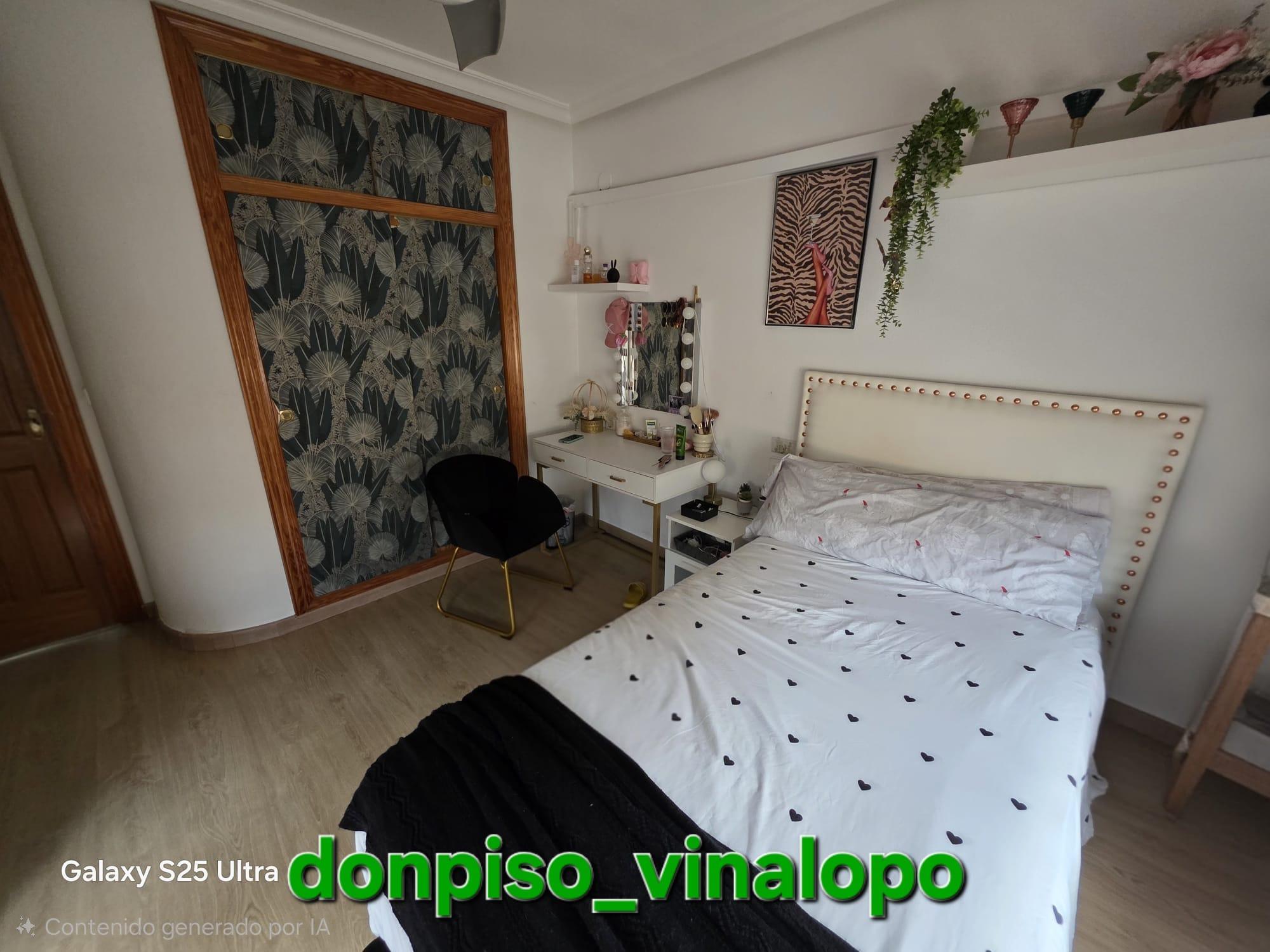 Imagen 21 Casa Adosada en venta en Elda / Adosado para entrar a vivir, zona Sagrada Familia