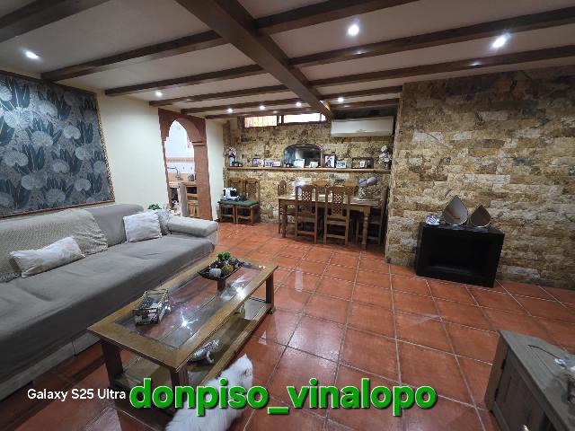 Imagen 26 Inmueble 306487 - Casa Adosada en venta en Elda / Adosado para entrar a vivir, zona Sagrada Familia