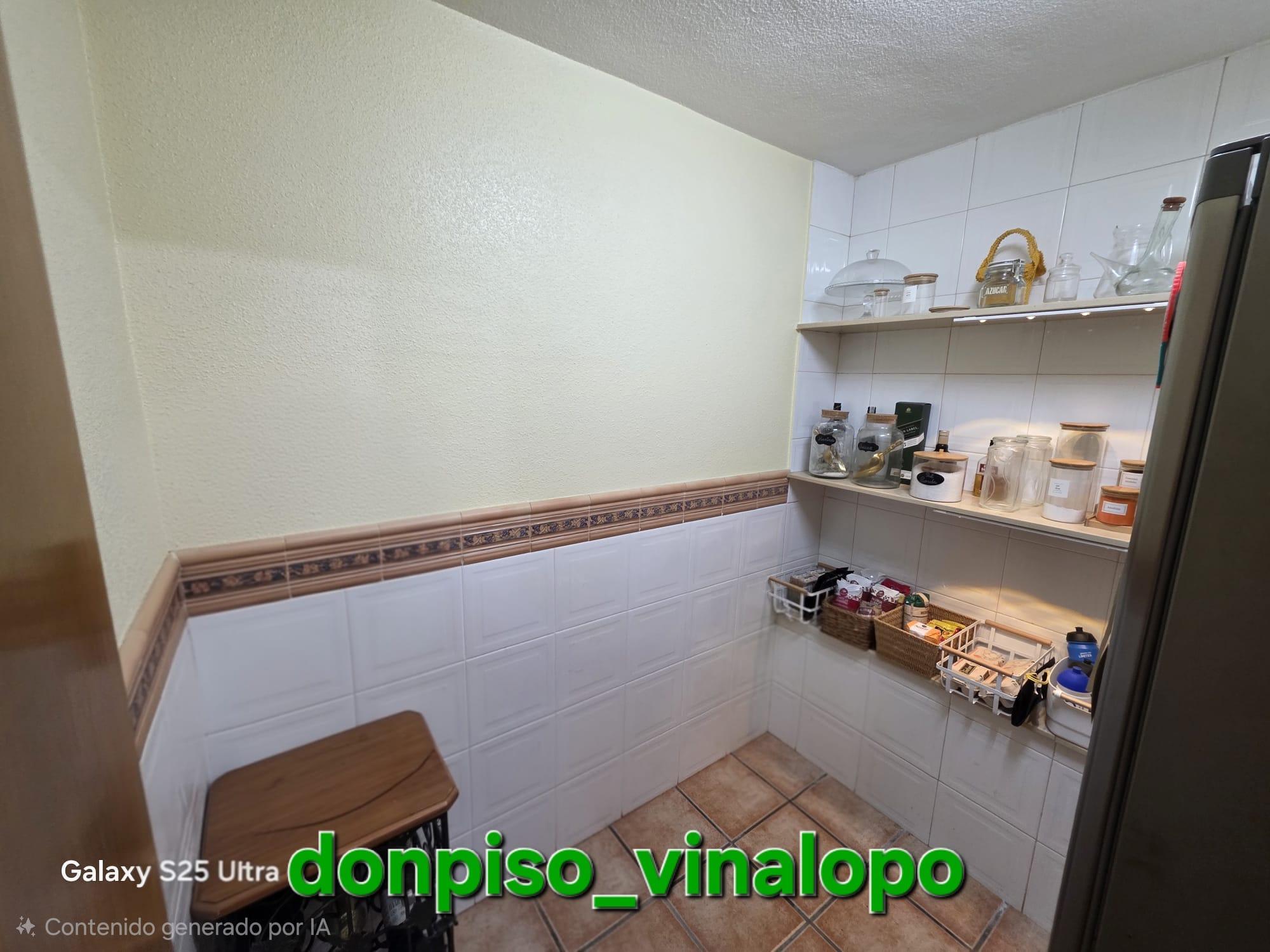 Imagen 31 Casa Adosada en venta en Elda / Adosado para entrar a vivir, zona Sagrada Familia