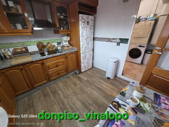 Imagen 10 Inmueble 306487 - Casa Adosada en venta en Elda / Adosado para entrar a vivir, zona Sagrada Familia