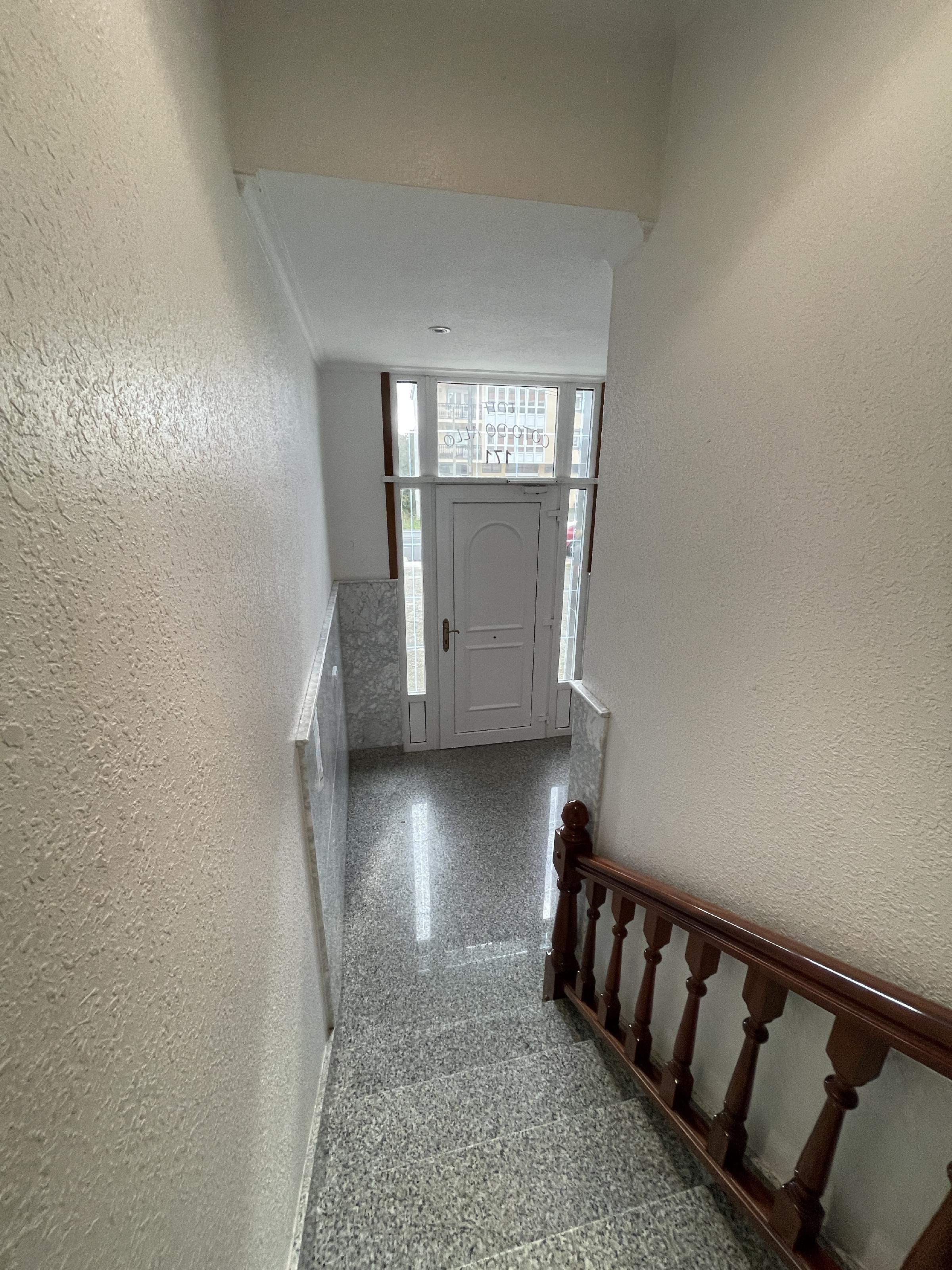 Imagen 3 Apartamento en venta en Zas / Carretara Fisterra 171 zas  a 4 km playa de Laxe