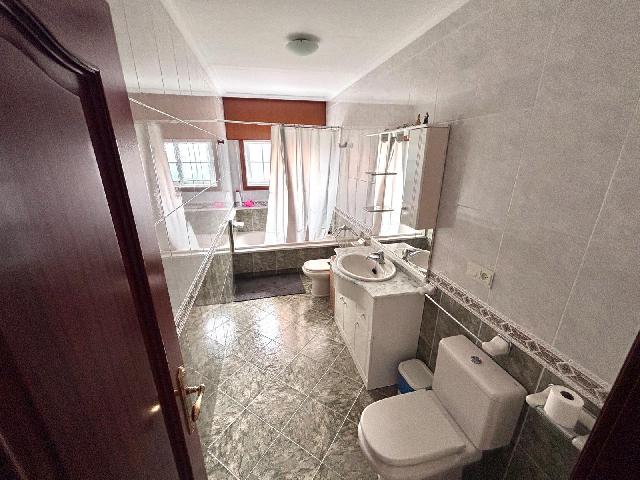 Imagen 10 Inmueble 305409 - Casa Aislada en venta en Lalín / Casa blanca Lalin