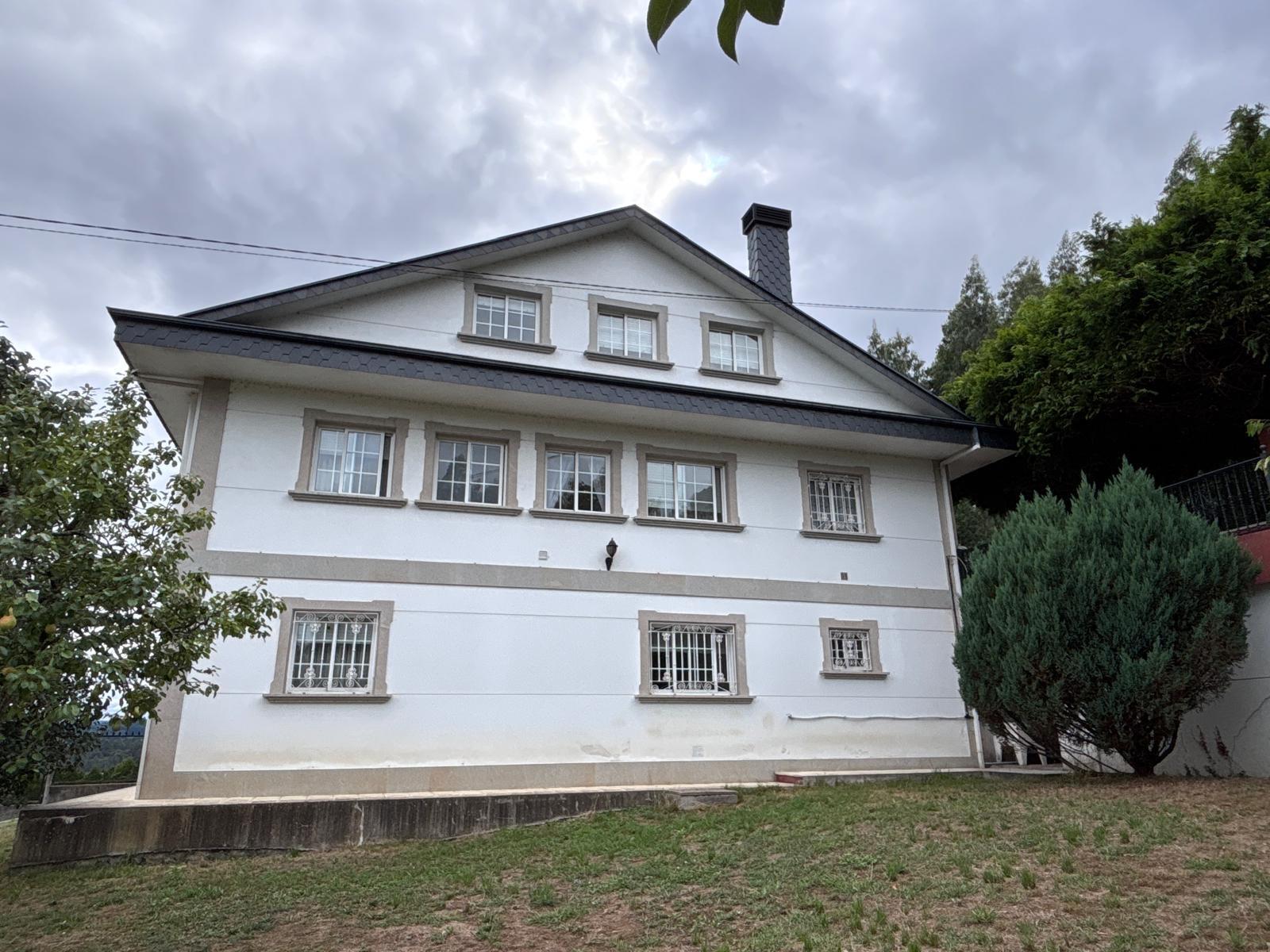Imagen 4 Casa Aislada en venta en Lalín / Casa blanca Lalin