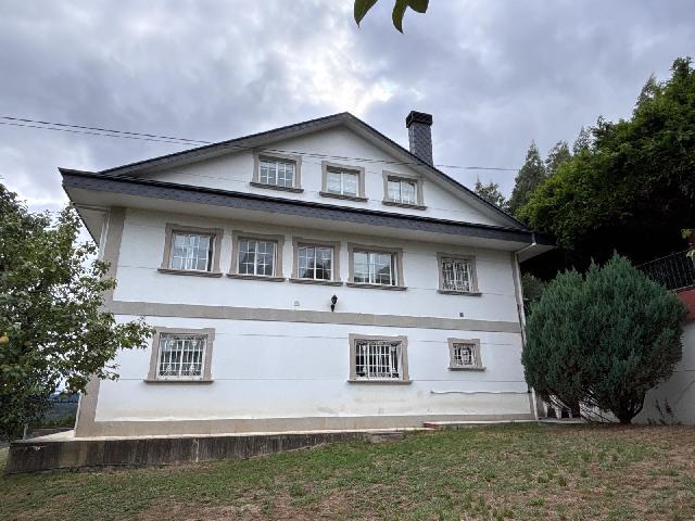 Imagen 4 Inmueble 305409 - Casa Aislada en venta en Lalín / Casa blanca Lalin