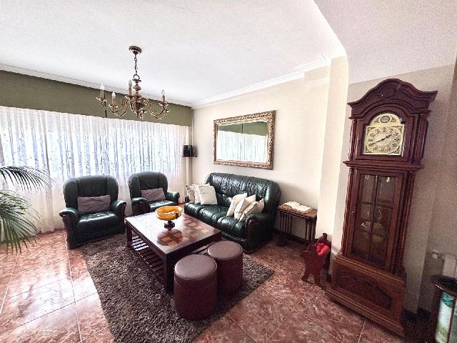 Imagen 16 Inmueble 305409 - Casa Aislada en venta en Lalín / Casa blanca Lalin