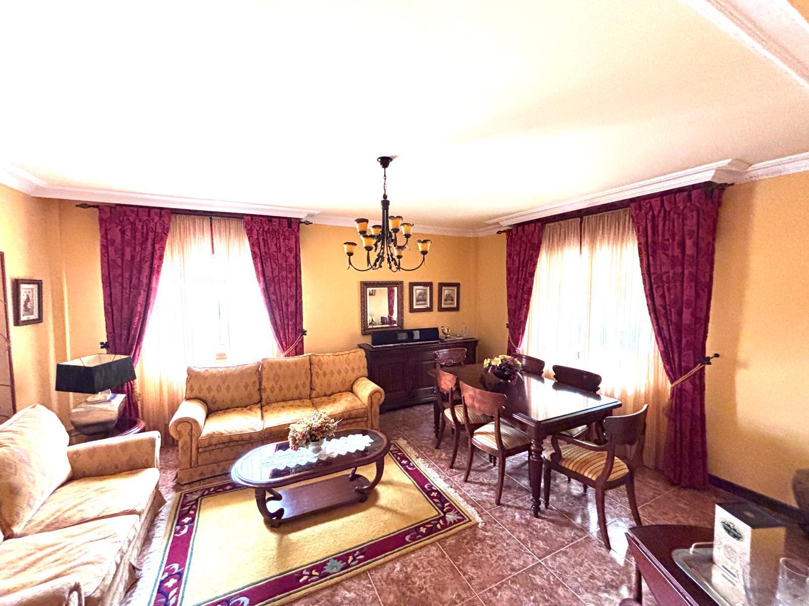 Imagen 18 Casa Aislada en venta en Lalín / Casa blanca Lalin
