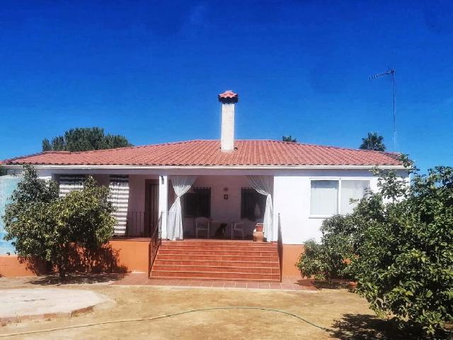 Imagen 2 Inmueble 265239 - Casa Aislada en venta en Carlota (La) /  El Arrecife - La Carlota (Córdoba).