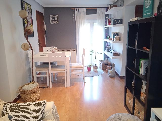 Imagen 12 Inmueble 268437 - Piso en venta en Madrid / Bonito piso para entrar a vivir, trasporte, comercios..