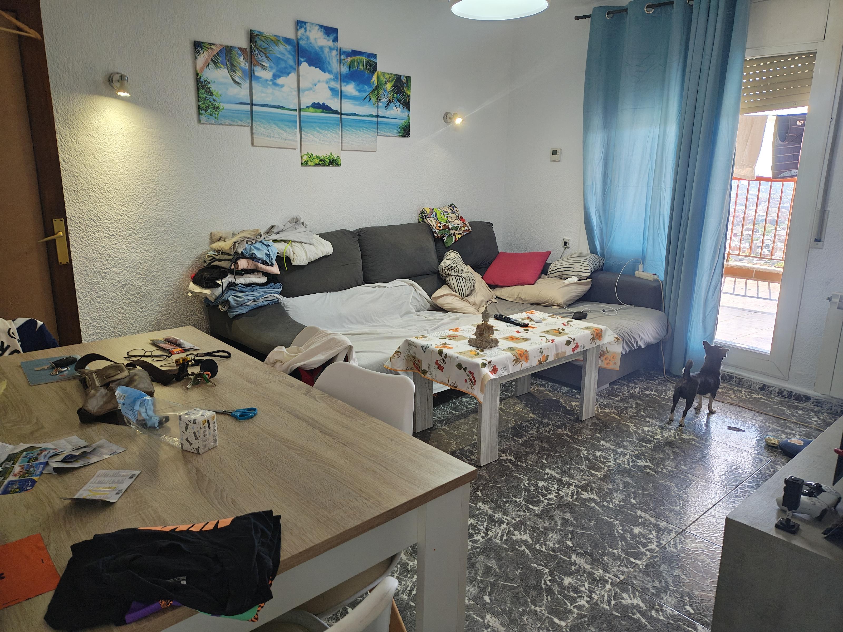 Imagen 12 Piso en venta en Barcelona / Muy cerca del matro de Roquetes