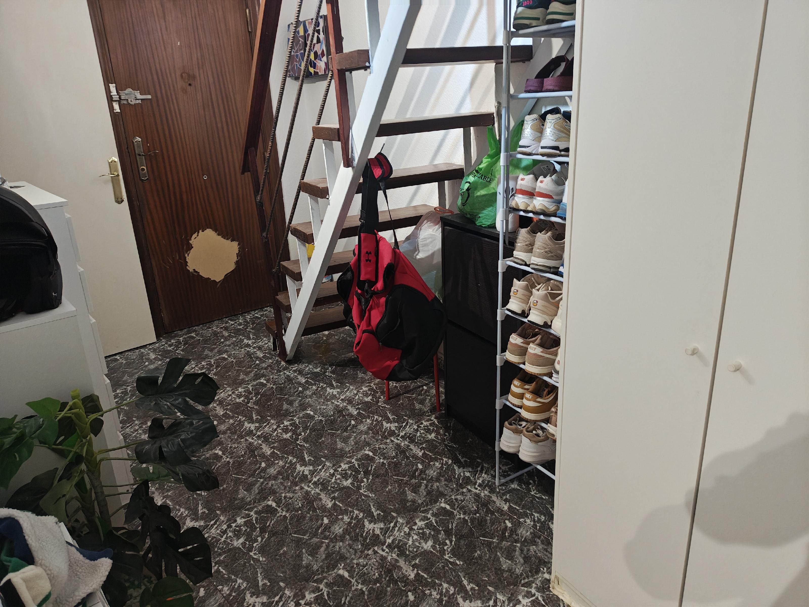 Imagen 20 Piso en venta en Barcelona / Muy cerca del matro de Roquetes