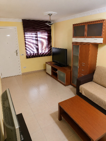 Imagen 1 Inmueble 304828 - Casa Pareada en venta en Cambrils / A 7 minutos de la playa y a 5 de la estación 