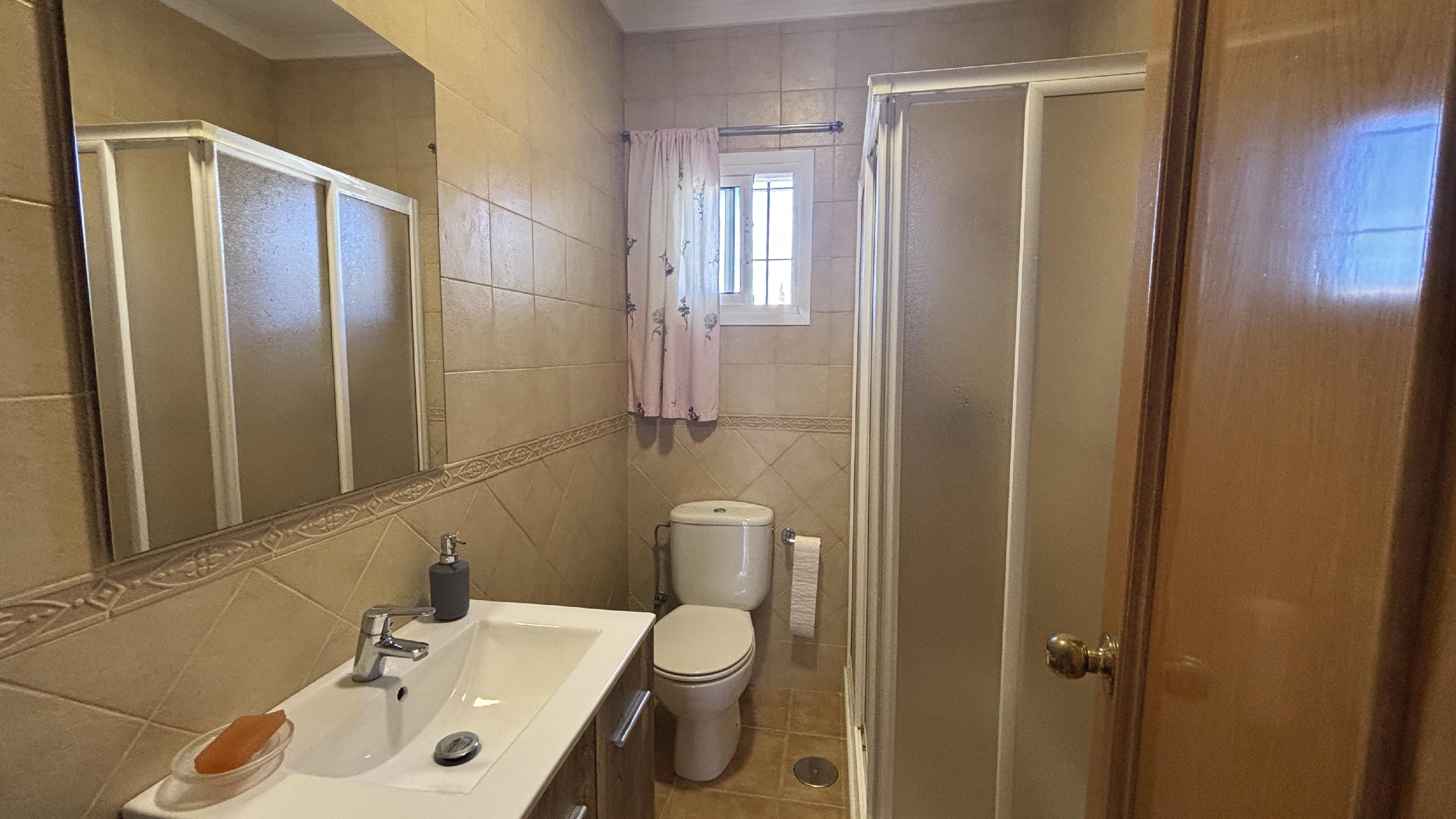 Imagen 16 Casa Rústica en venta en Pizarra / Ubicado a  1 kl de la carretera principal, con vecinos. Imagen 16 Casa Rústica en venta en Pizarra / Ubicado a  1 kl de la carretera principal, con vecinos.