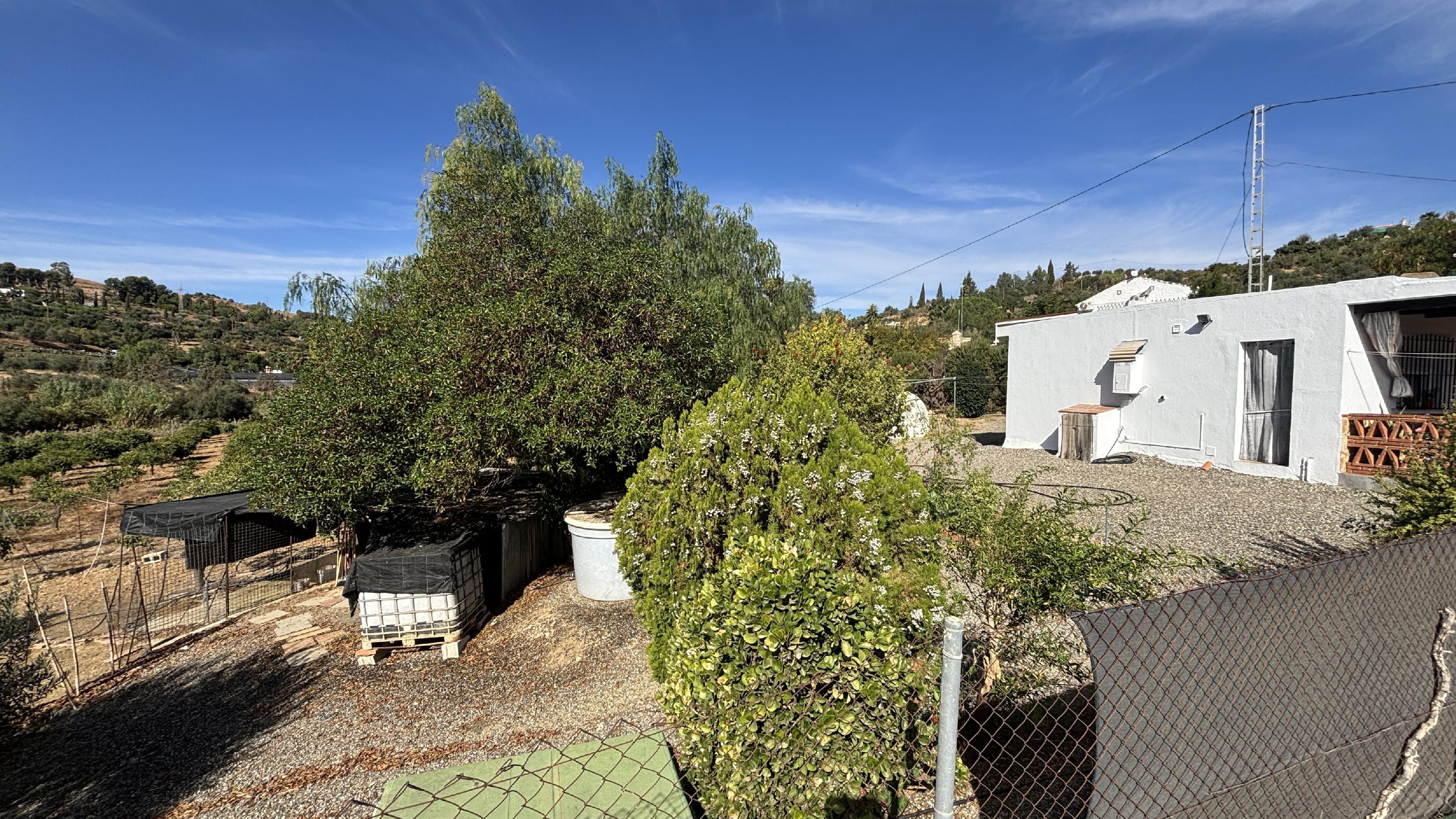 Imagen 30 Casa Rústica en venta en Pizarra / Ubicado a  1 kl de la carretera principal, con vecinos. Imagen 30 Casa Rústica en venta en Pizarra / Ubicado a  1 kl de la carretera principal, con vecinos.