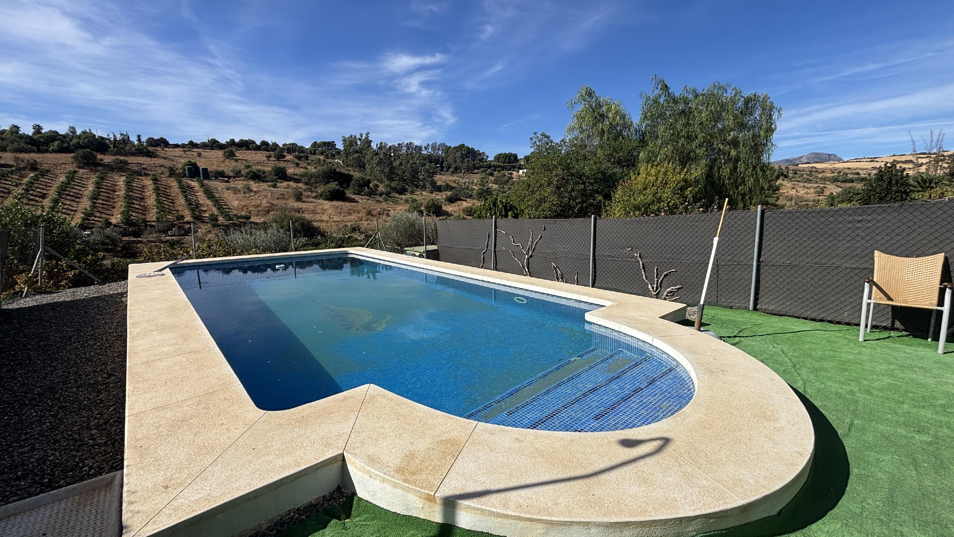 Imagen 33 Casa Rústica en venta en Pizarra / Ubicado a  1 kl de la carretera principal, con vecinos. Imagen 33 Casa Rústica en venta en Pizarra / Ubicado a  1 kl de la carretera principal, con vecinos.