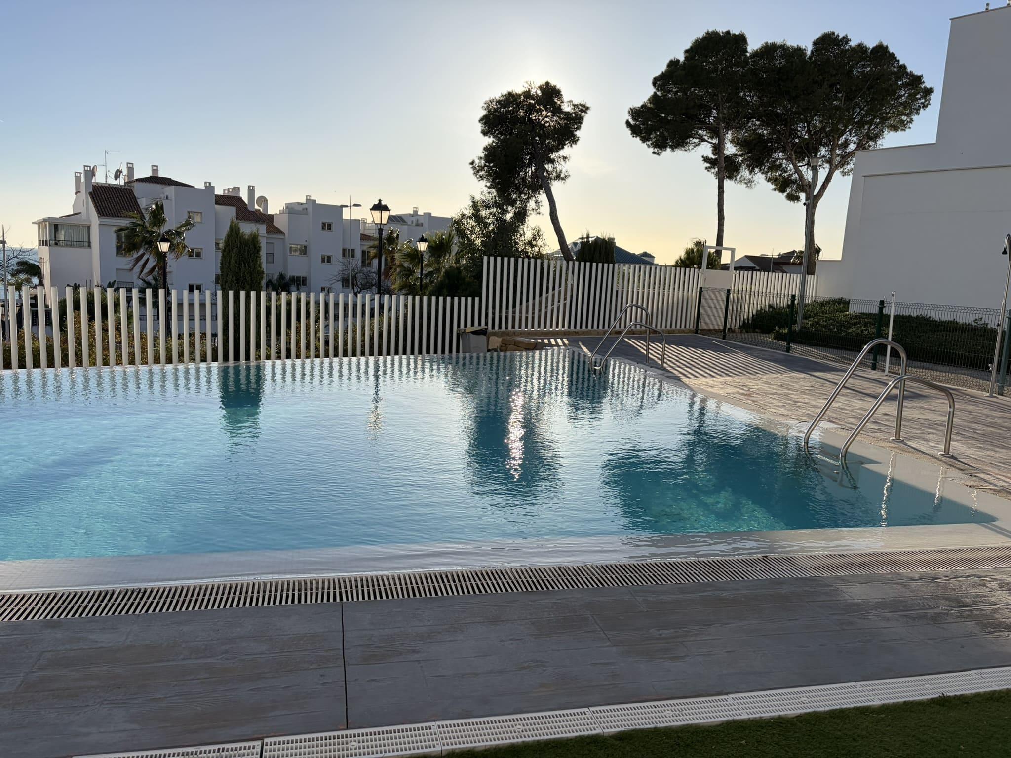 Imagen 35 Planta Baja en venta en Benalmádena / Rodeado de campos de golf y primera linea de playa