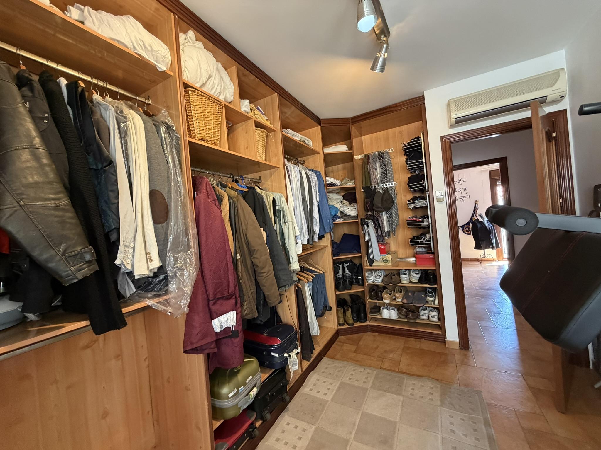 Imagen 15 Casa Adosada en venta en Benalmádena / Ubicación premium a 100 m del centro Benalmádena Pueblo