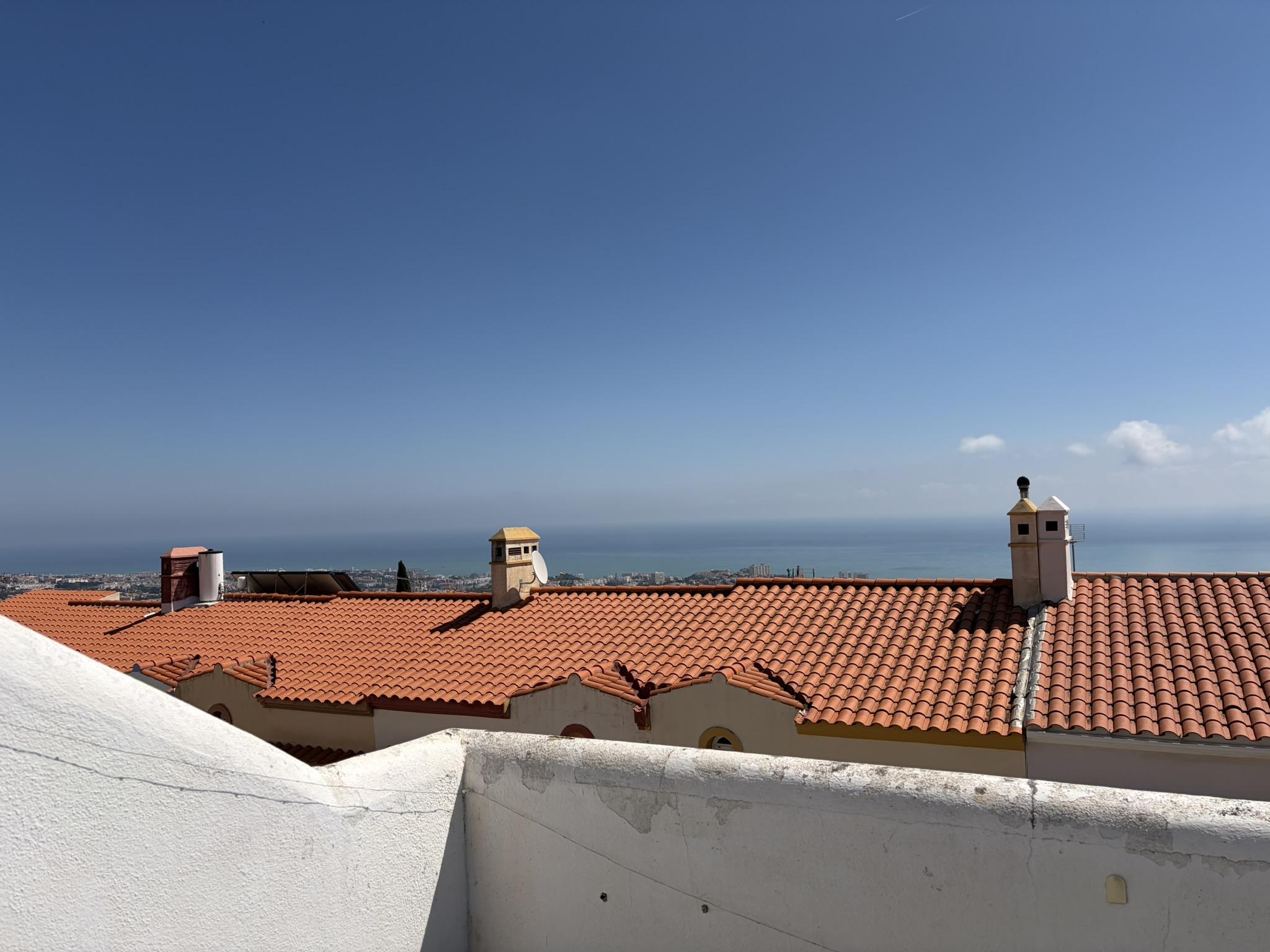 Imagen 21 Casa Adosada en venta en Benalmádena / Ubicación premium a 100 m del centro Benalmádena Pueblo