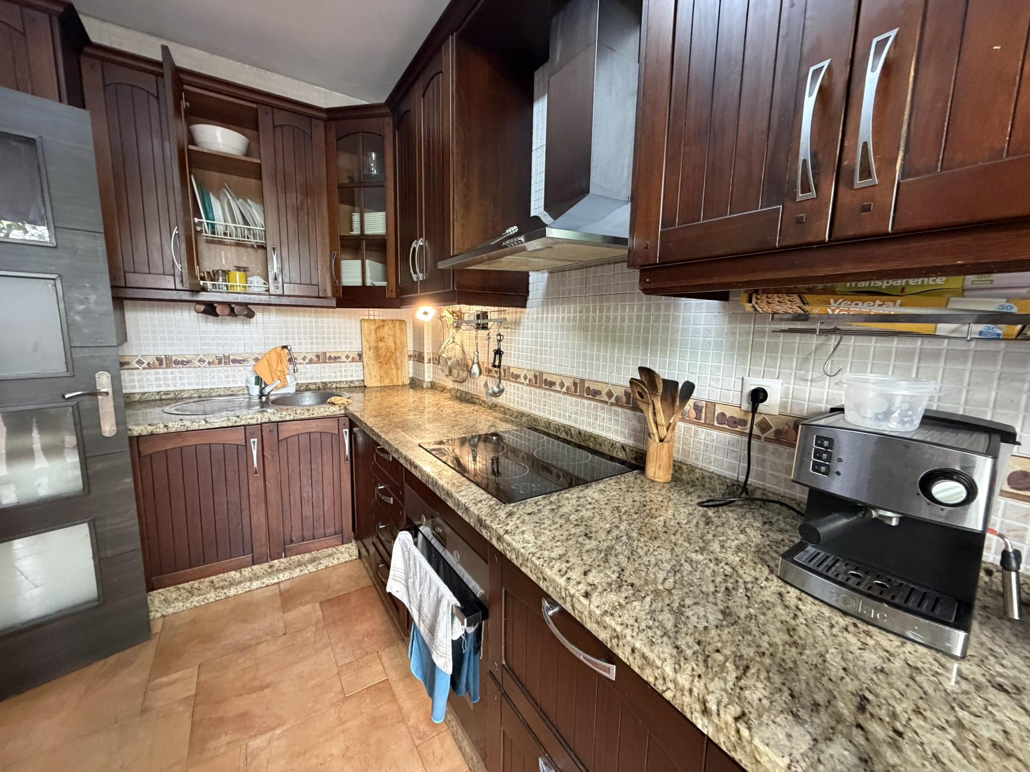 Imagen 5 Casa Adosada en venta en Benalmádena / Ubicación premium a 100 m del centro Benalmádena Pueblo