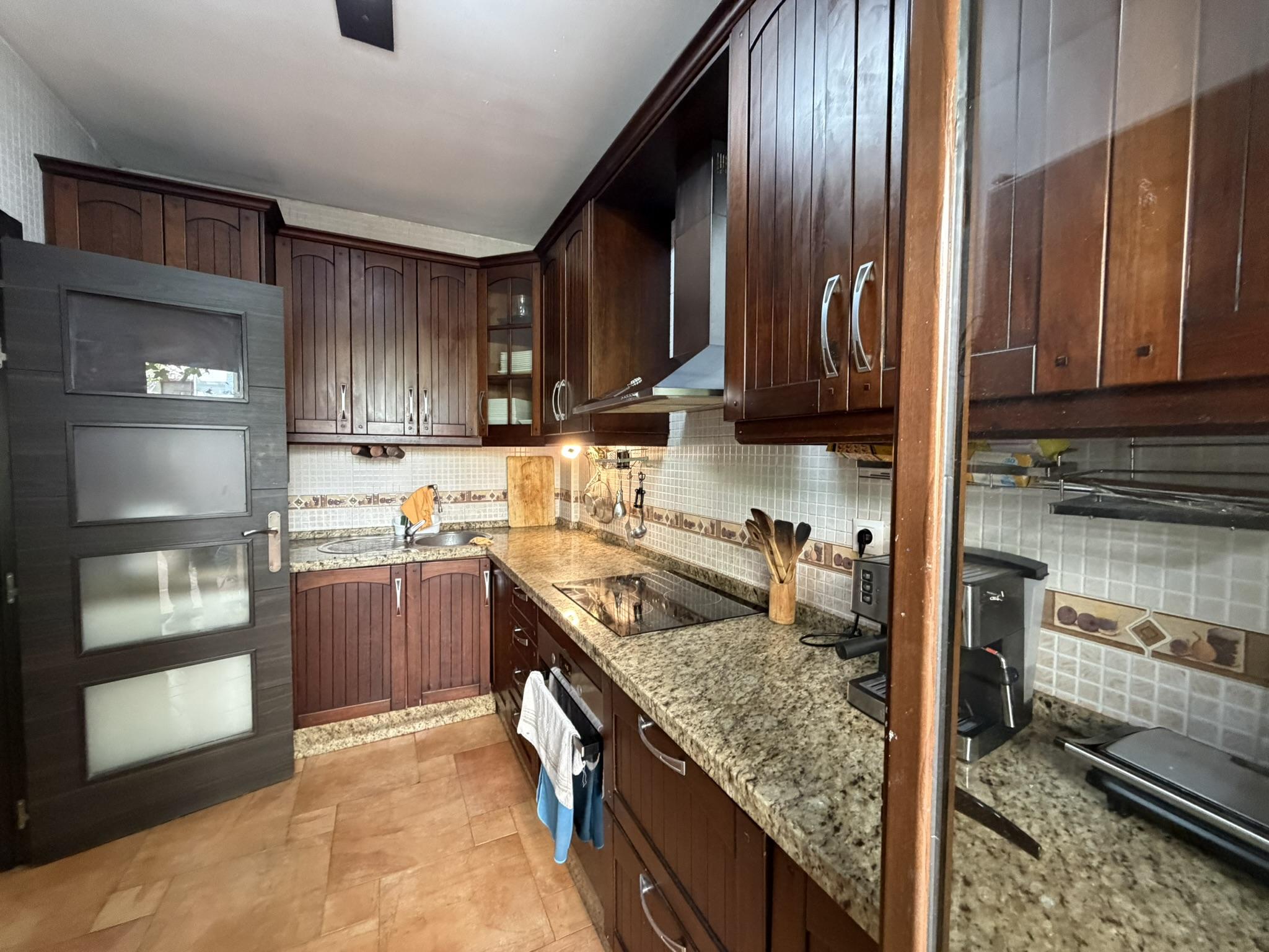 Imagen 6 Casa Adosada en venta en Benalmádena / Ubicación premium a 100 m del centro Benalmádena Pueblo