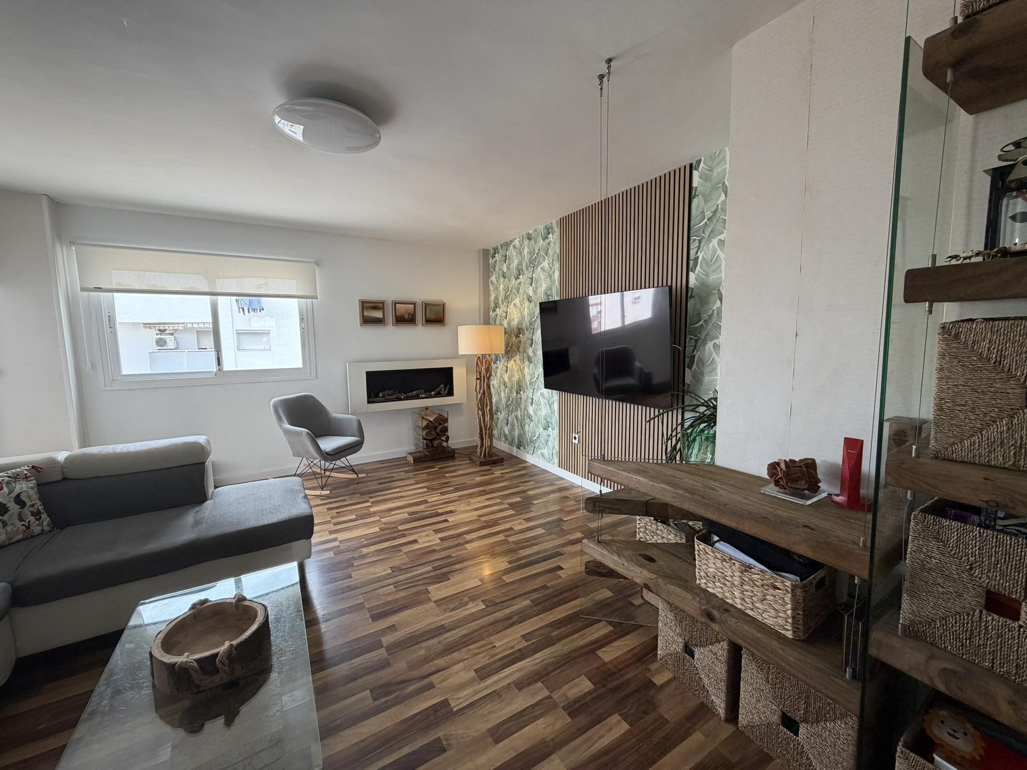 Imagen 3 Apartamento en venta en Benalmádena / A pocos pasos del centro del Arroyo de la miel¡¡¡