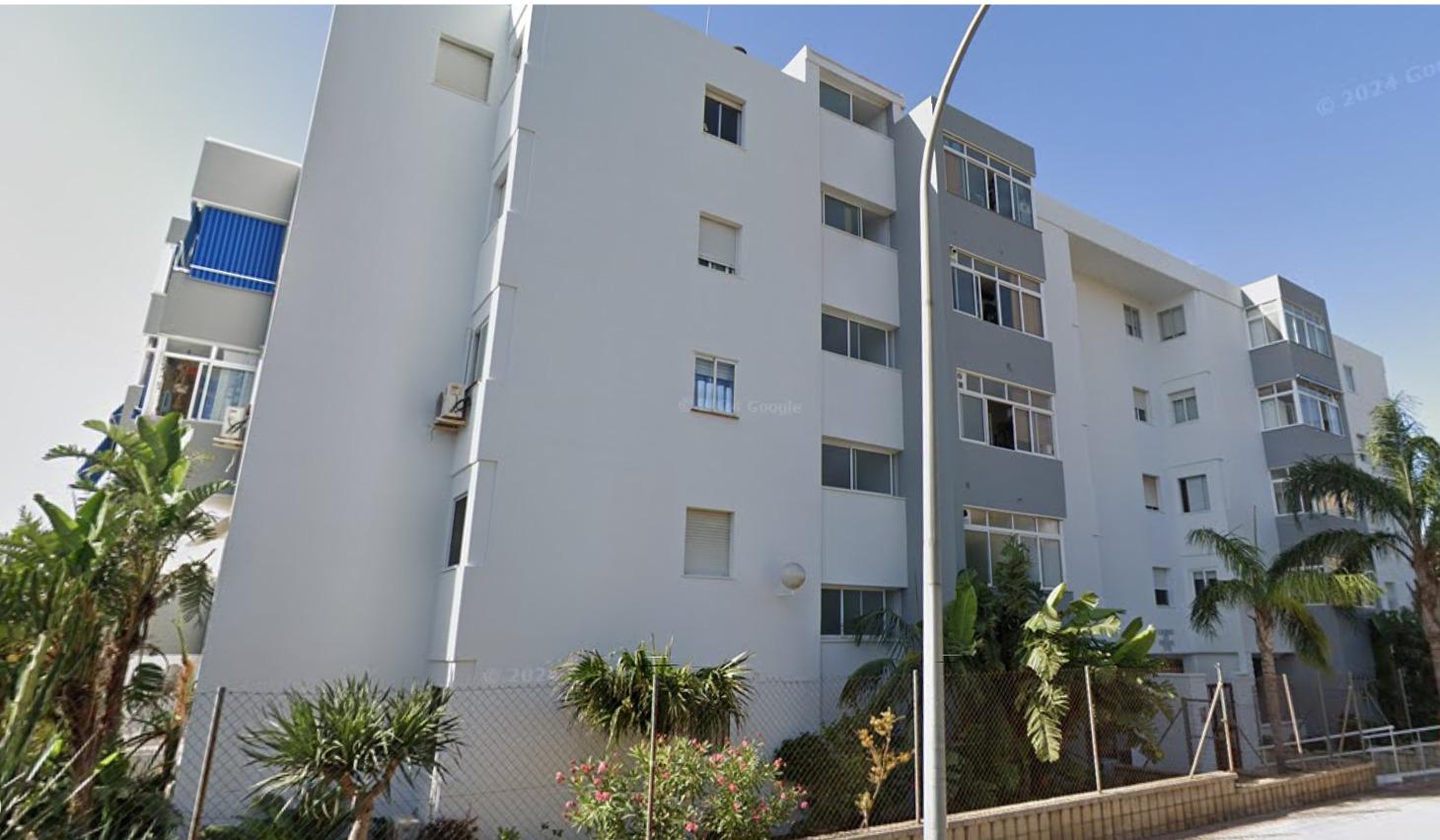 Imagen 32 Apartamento en venta en Benalmádena / A pocos pasos del centro del Arroyo de la miel¡¡¡