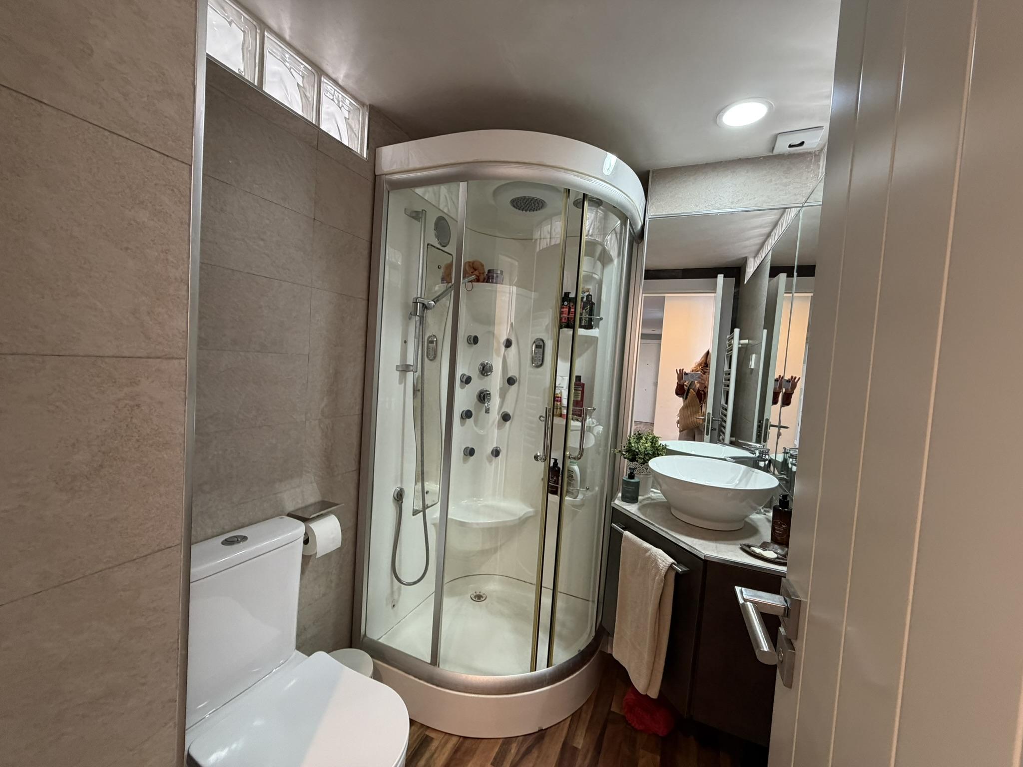 Imagen 28 Apartamento en venta en Benalmádena / A pocos pasos del centro del Arroyo de la miel¡¡¡