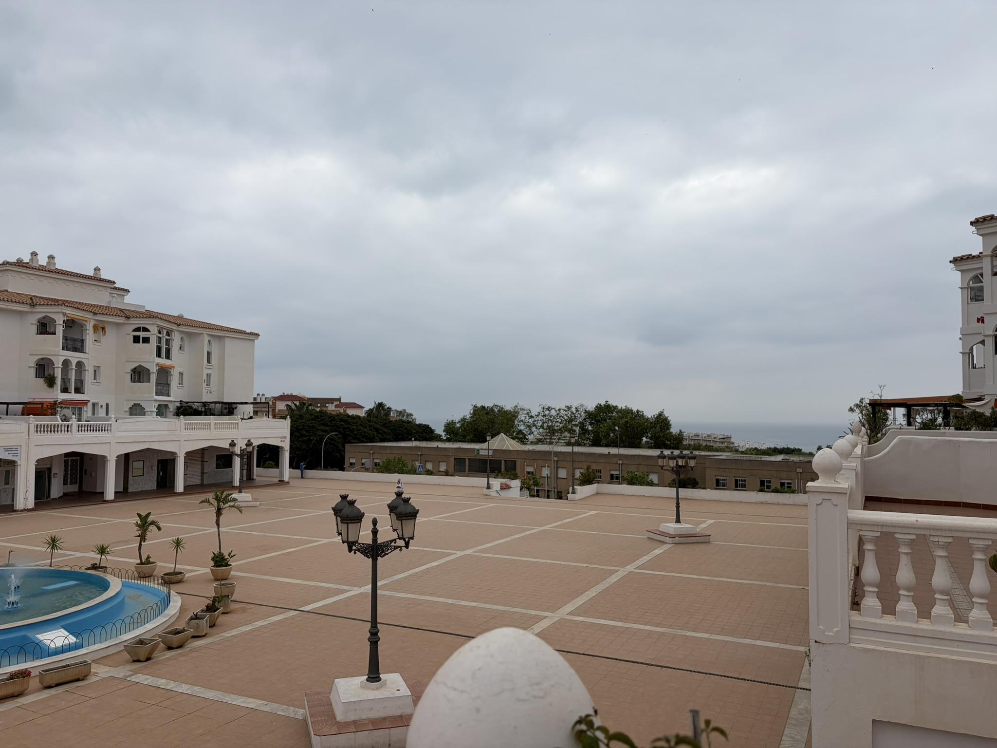 Imagen 3 Apartamento en venta en Benalmádena / Centro del arroyo de la miel, comercios, parques