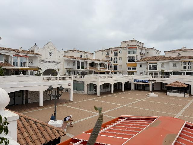 Imagen 4 Inmueble 302599 - Apartamento en venta en Benalmádena / Centro del arroyo de la miel, comercios, parques