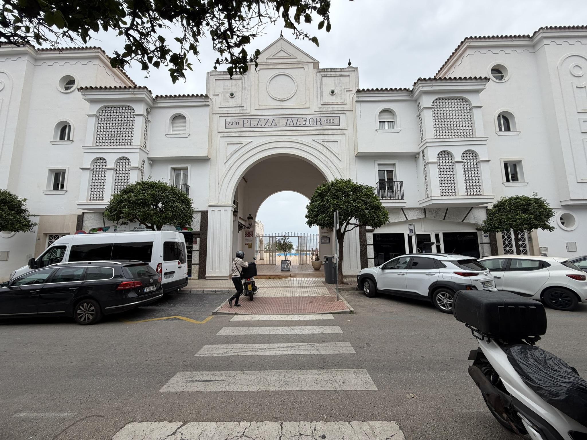 Imagen 12 Apartamento en venta en Benalmádena / Centro del arroyo de la miel, comercios, parques