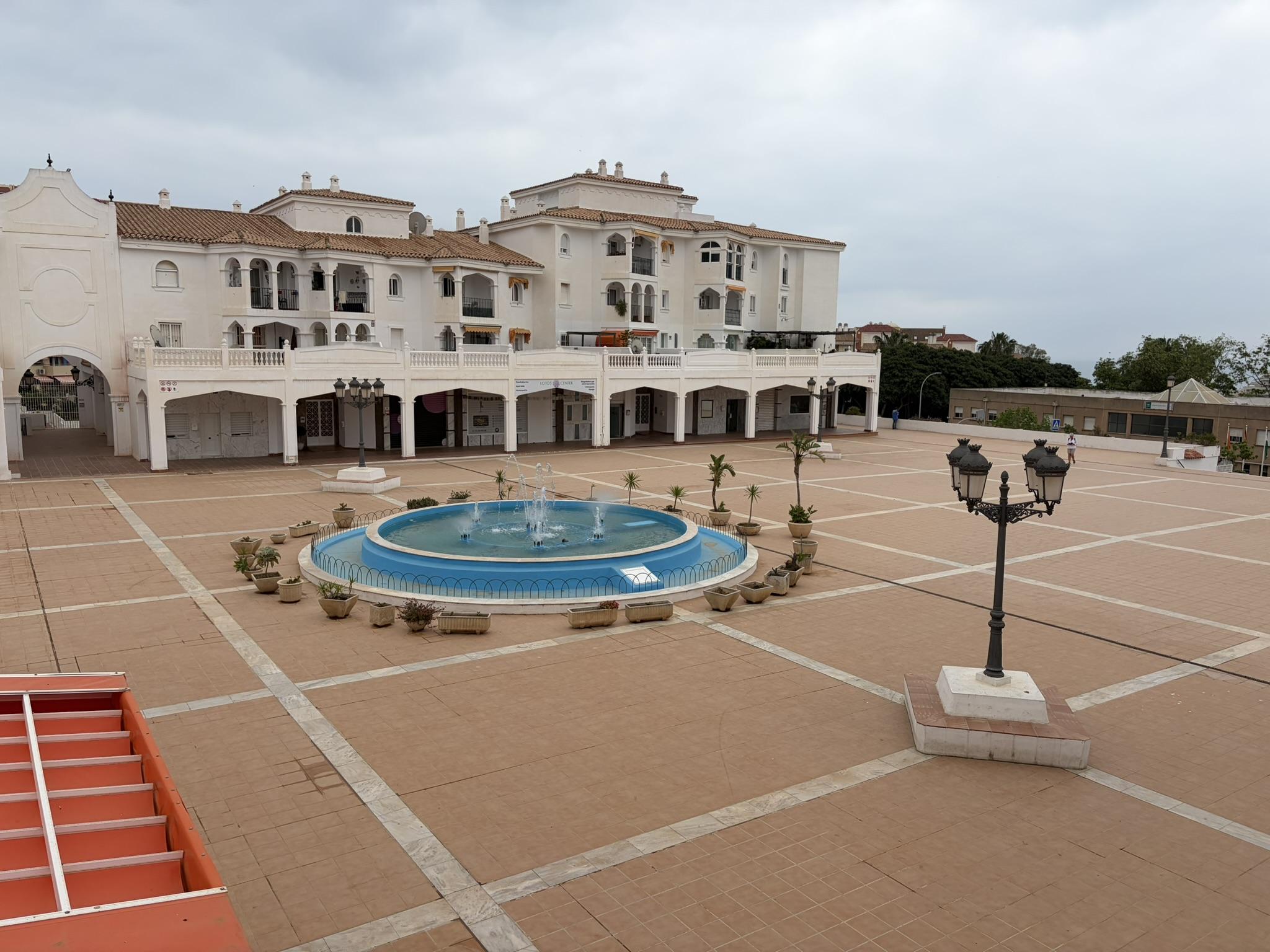 Imagen 5 Apartamento en venta en Benalmádena / Centro del arroyo de la miel, comercios, parques