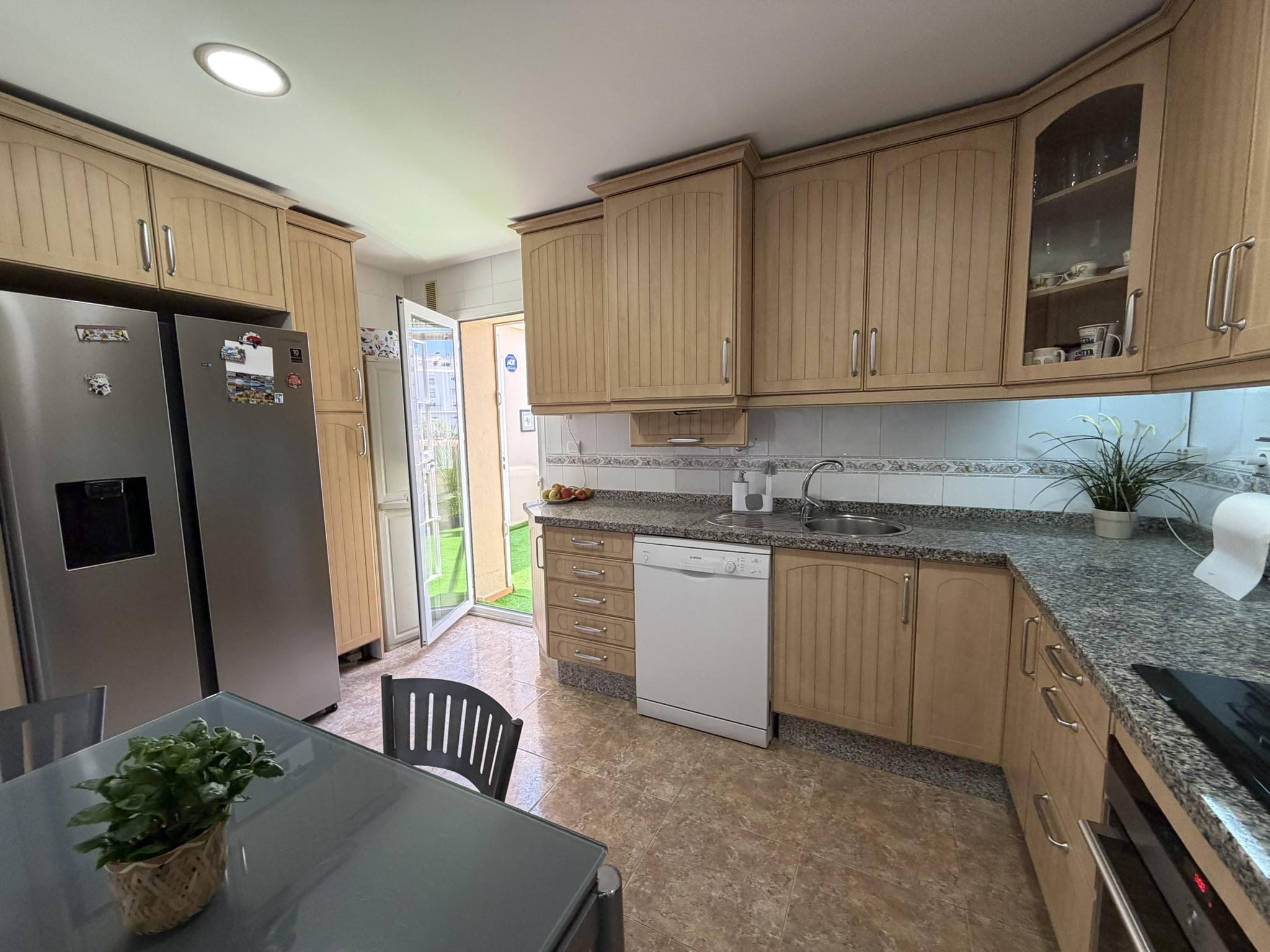 Imagen 15 Ático en venta en Benalmádena / Cerca de polideportivo, colegios y centro del Arroyo 