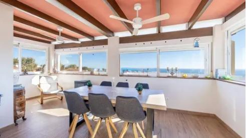 Imagen 2 Ático en venta en Benalmádena / Cerca de polideportivo, colegios y centro del Arroyo 