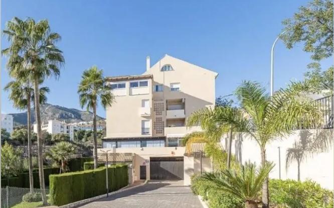 Imagen 34 Ático en venta en Benalmádena / Cerca de polideportivo, colegios y centro del Arroyo 