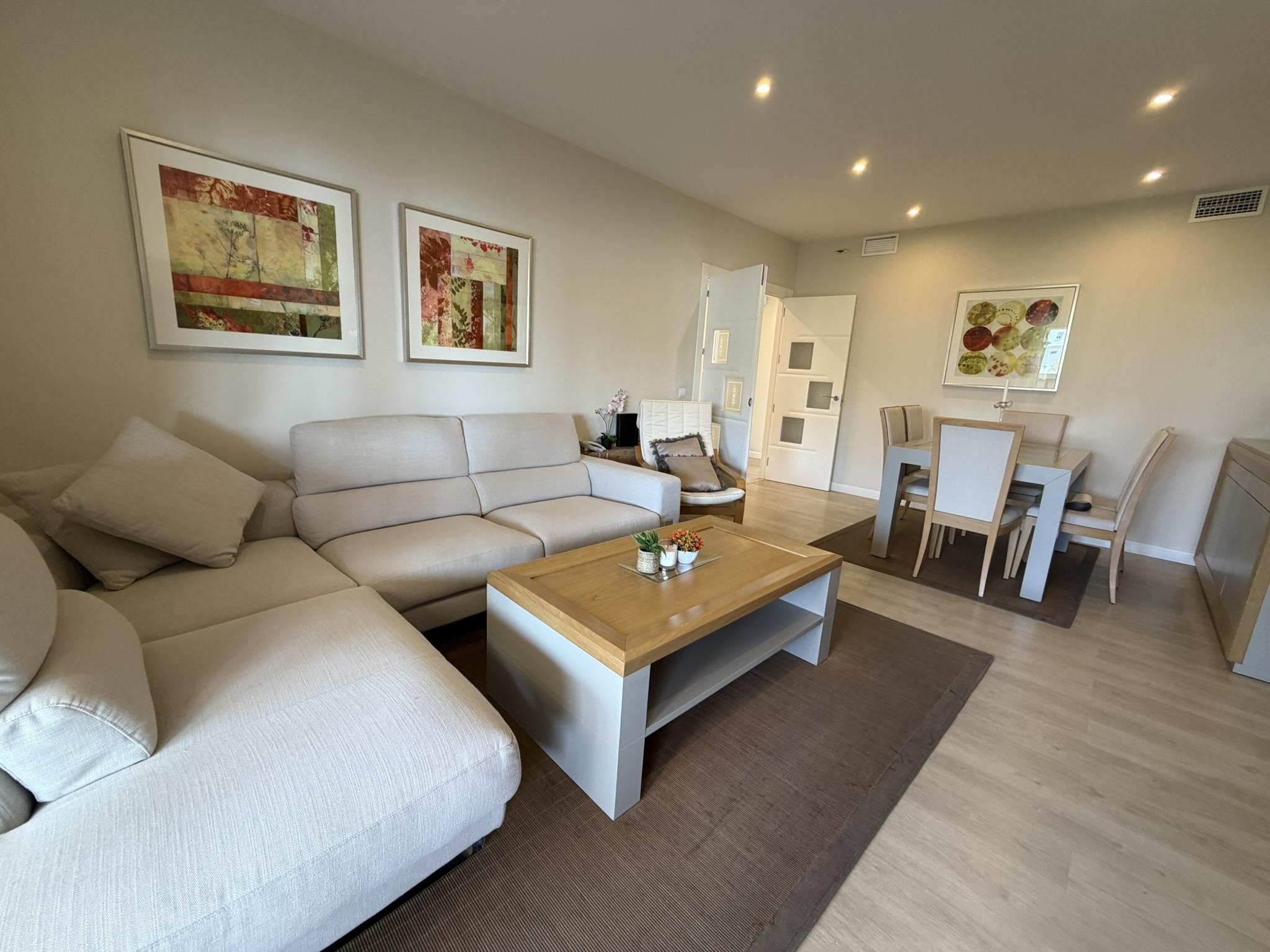 Imagen 6 Ático en venta en Benalmádena / Cerca de polideportivo, colegios y centro del Arroyo 