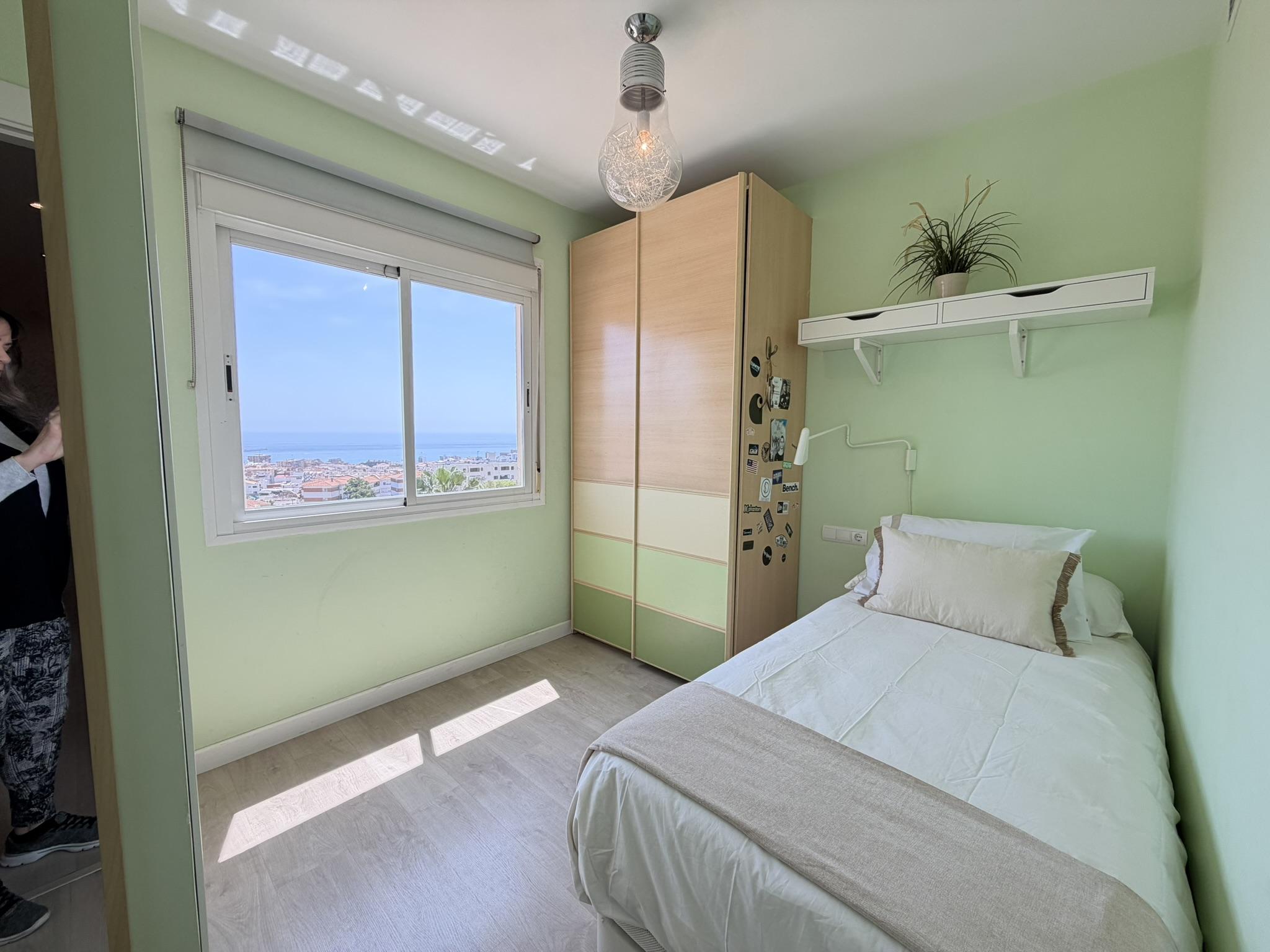 Imagen 28 Ático en venta en Benalmádena / Cerca de polideportivo, colegios y centro del Arroyo 