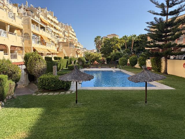 Imagen 24 Inmueble 303678 - Apartamento en venta en Benalmádena /  Playa a 400 metros , del centro comercial Torrequebrada