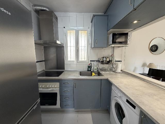 Imagen 12 Inmueble 303678 - Apartamento en venta en Benalmádena /  Playa a 400 metros , del centro comercial Torrequebrada