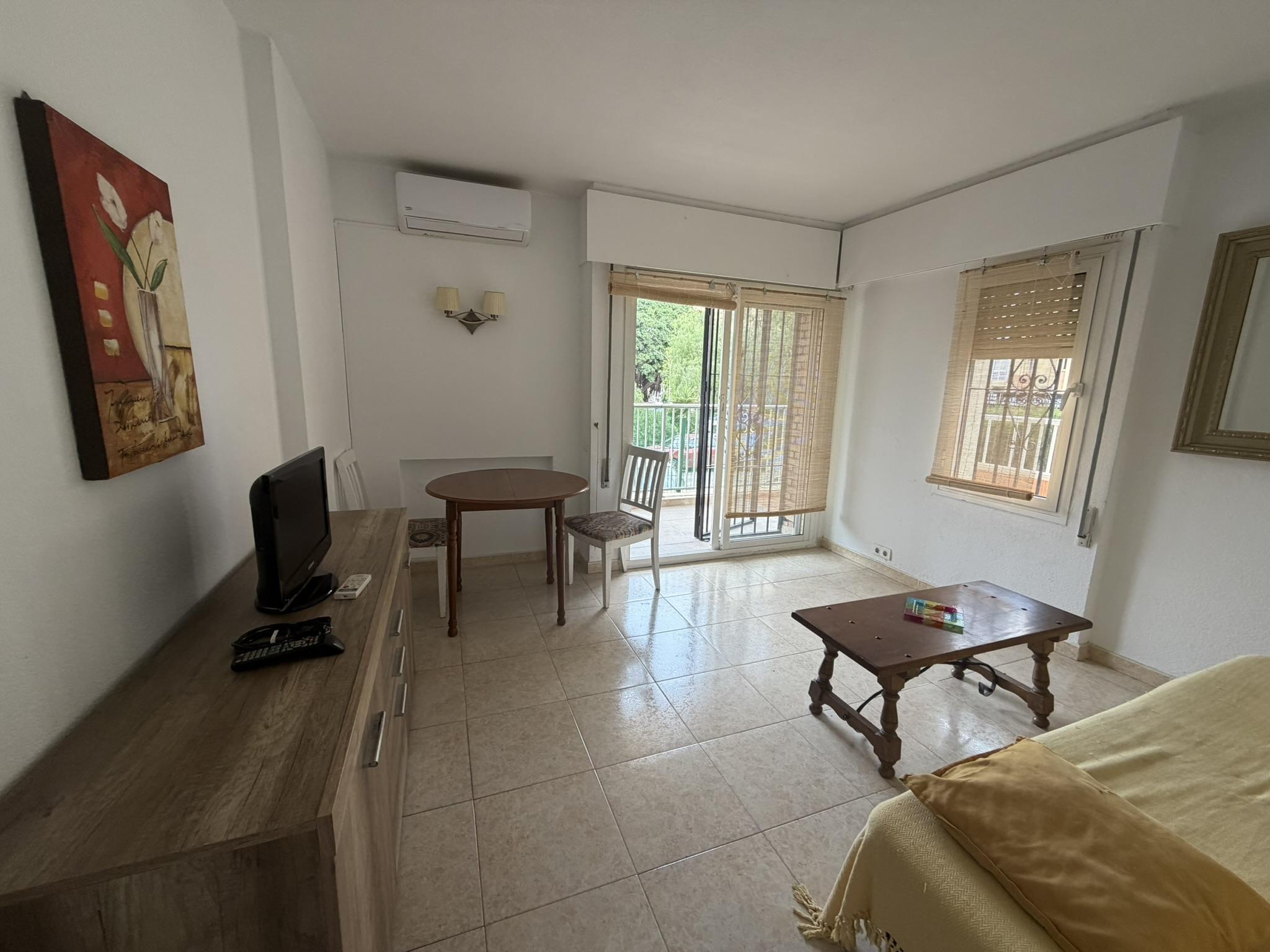 Imagen 10 Planta Baja en venta en Benalmádena / En el centro del turismo en Benalmádena, playa andando